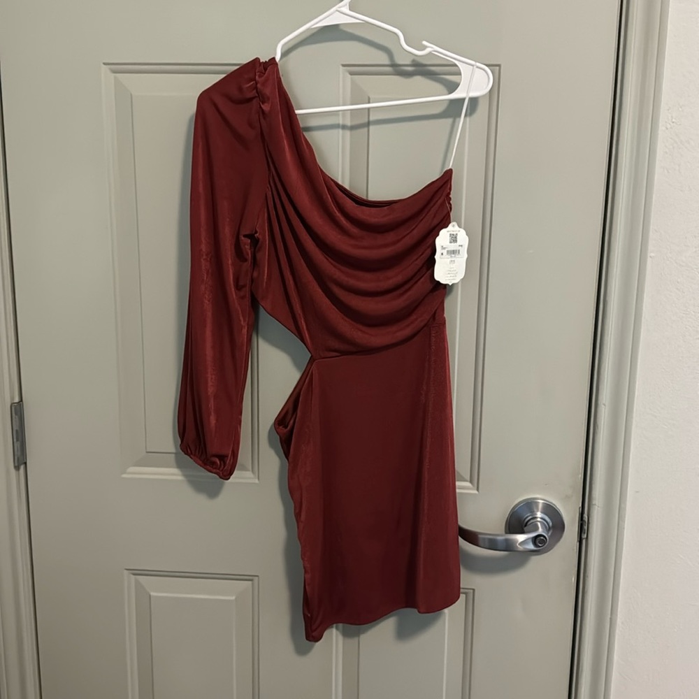 NWT copper cut out one shoulder Alterd state dress!